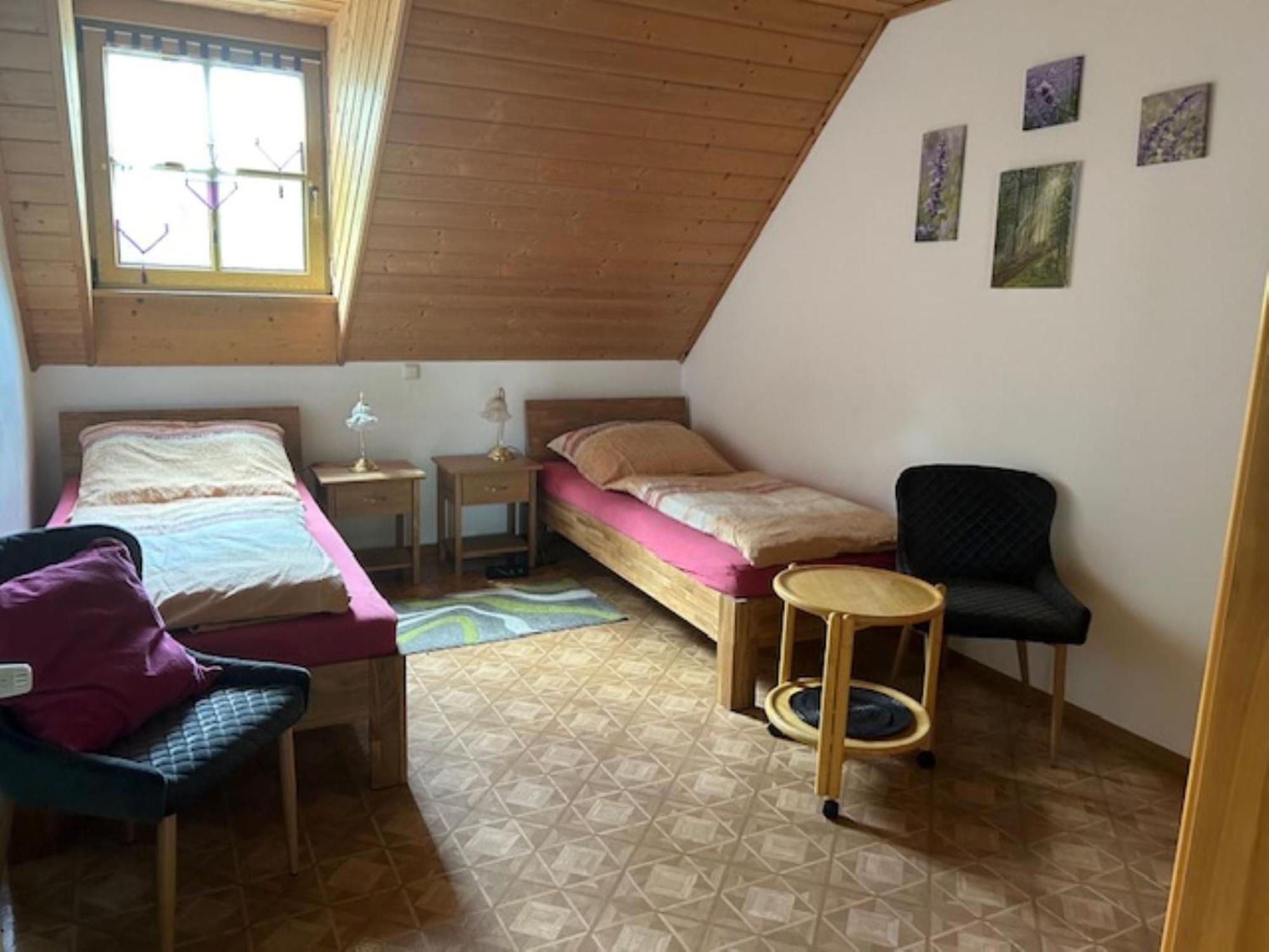 Ferienwohnungen Stahl Pirk Exterior foto